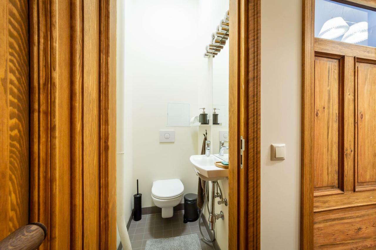 リガStories Writer'S Ap 40Sqm Renovated Free Parkingアパートメント エクステリア 写真
